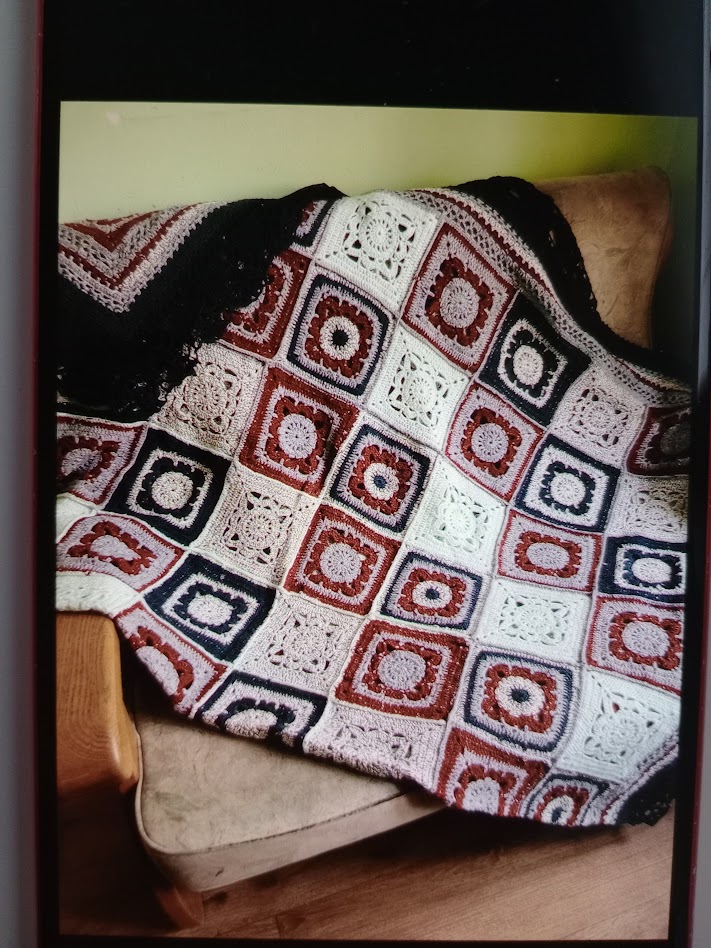 Háčkovaná deka — granny squares